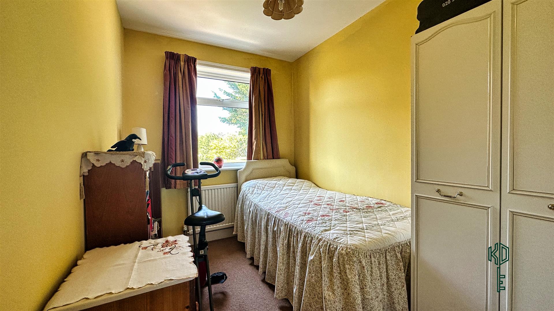 3 Bedroom House Dale Valley Road, Oakdale, Poole